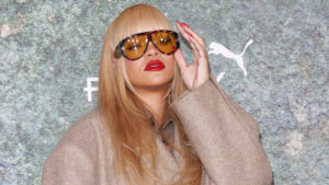 2-rihanna.jpg