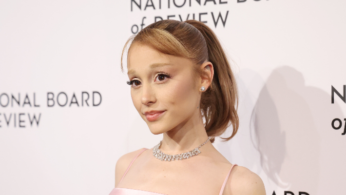 Ariana-Grande-2025-National-Board-Of-Review-Gala-710x400-1.jpg
