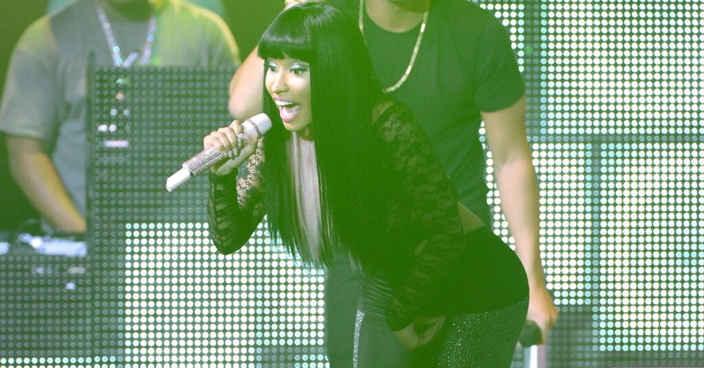 Drake-Nicki-Minaj-Up-All-Night-Old-Performance-Instagram-Hip-Hop-News-1953x1575.jpg