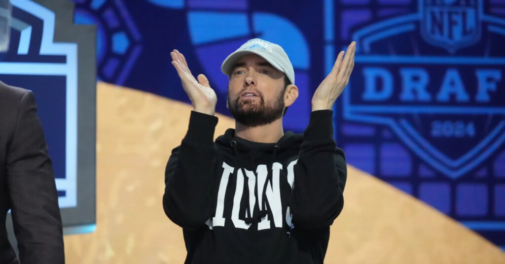 Eminem-4-2363x1575.jpg