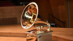 Grammy-Awards-Trophy-Grammys-Grammophone-getty-grid.jpg