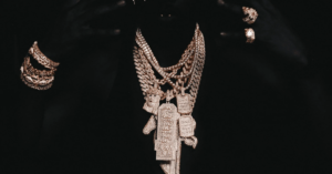 Lil-Baby-21-Savage-Outfit-Stream.png