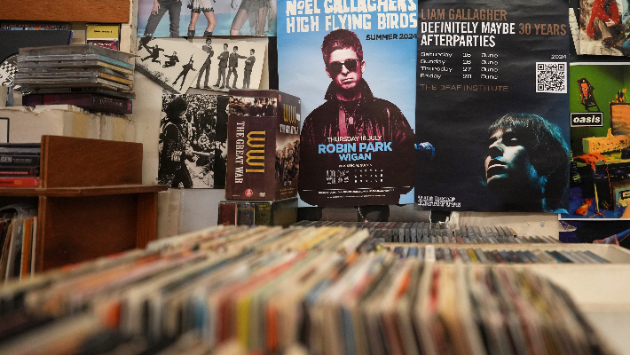 Record-Store-Getty-710x400-1.jpg