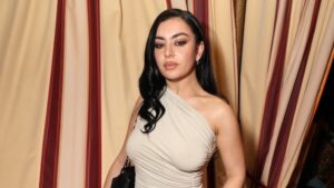 charli-xcx-2.jpg