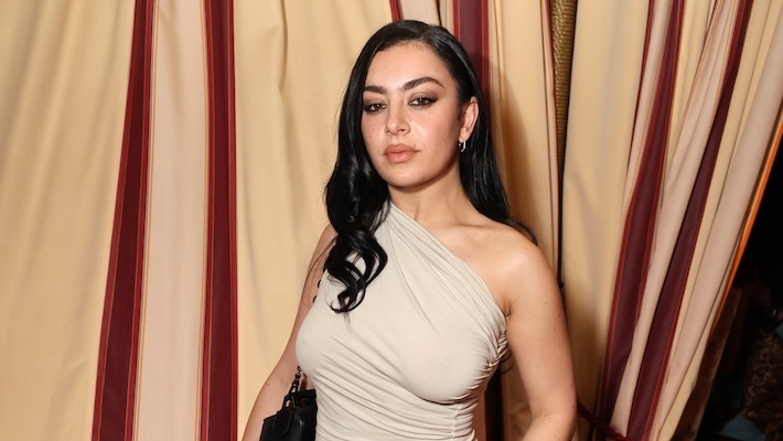 charli-xcx-2.jpg