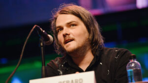 gerard-way-1.jpg
