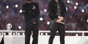 kendrick-lamar-performs-in-the-pepsi-halftime-show-during-the-nfl-super-bowl-lvi-football-game-between-the-cincinnati-bengals-a.jpg