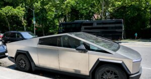 tesla-cybertruck-2378x1575.jpg