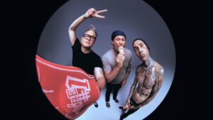Blink-182-2022-Mark-Hoppus-Tom-DeLonge-Travis-Barker-grid.jpg