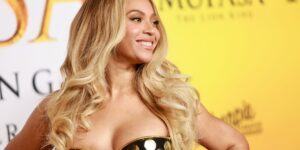 beyonce-performs-during-the-pepsi-super-bowl-xlvii-halftime-show-at-mercedes-benz-superdome-on-february-3-2013-in-new-orleans.jpg
