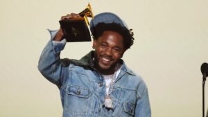 kendrick-lamar-grammys-win-copy.jpeg