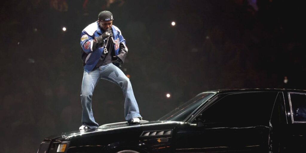 kendrick-lamar-performs-during-the-apple-music-super-bowl-lix-halftime-show-at-caesars-superdome-on-february-09-2025-in-new-orl.jpg
