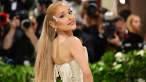 2-ariana-grande.jpg
