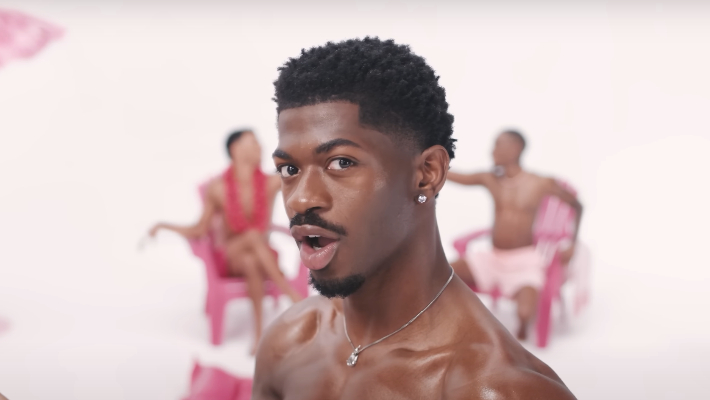 Lil-Nas-X-Hotbox-Video-Screenshot-2025-710x400-1.jpg