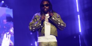 atlanta-ga-january-14-editor-note-a-lens-filter-was-used-in-this-image-rapper-young-scooter-performs-during-future.jpg