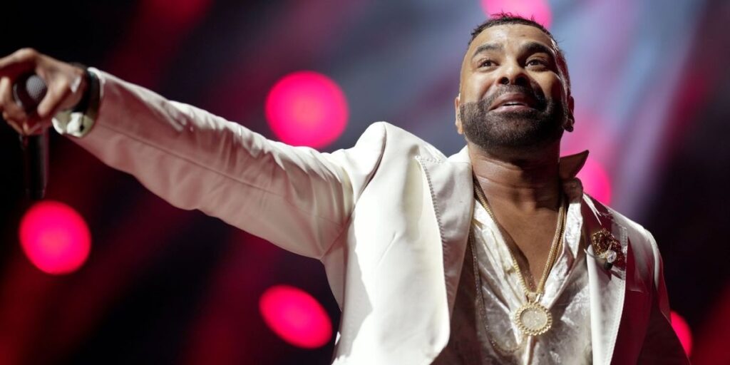 ginuwine-from-tgt-performs-onstage-during-day-2-of-the-2024-essence-festival-of-culture-presented-by-coca-cola-at-caesars-superd.jpg