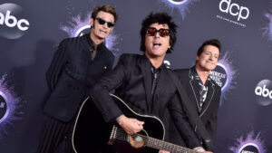 Green-Day-1972-New-Album.jpg