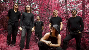 King-Gizzard-The-Lizard-Wizard-The-Silver-Cord-video-screenshot-2023-710x400-1.jpeg
