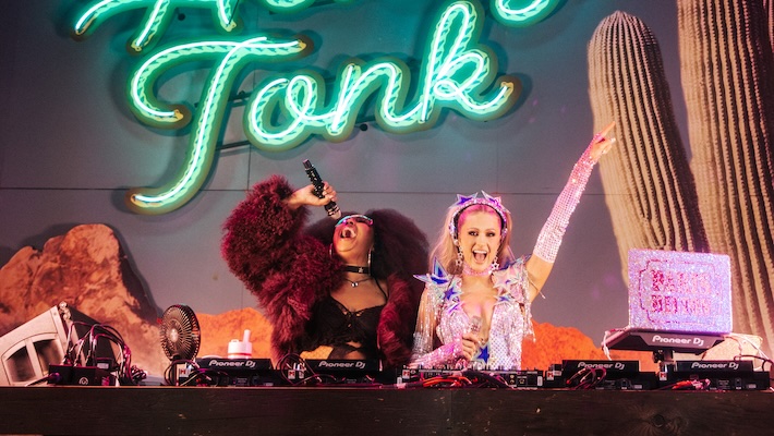 Lizzo-Paris-Hilton-Stagecoach-2025-grid.jpeg