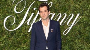 Mark-Ronson-Tiffany-Co.-22Vision-Virtuosity22-Brand-Exhibition-Opening-Gala-2022-getty-grid.jpg