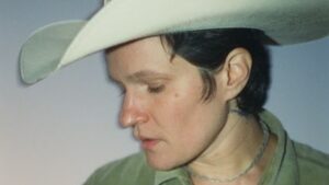 adrianne-lenker-GRID.jpg