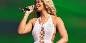 ari-lennox-performs-during-the-2025-dreamville-music-festival-at-dorothea-dix-park-on-april-05-2025-in-raleigh-north-carolina.jpg