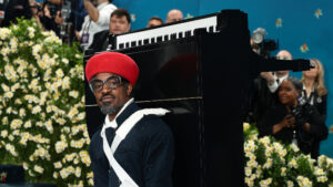Andre-3000-Met-Gala-2025-710x400-1.jpg