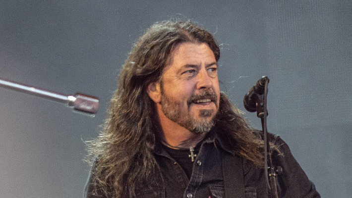 Dave-Grohl-Foo-Fighters-Roskilde-Festival-2024-710x400-1.jpg