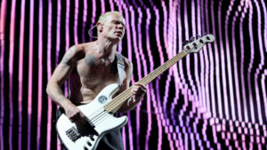 Flea-Red-Hot-Chili-Peppers-2022-getty-grid-1.jpg
