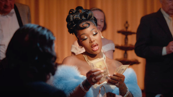 Summer-Walker-Spend-It-Music-Video-Screengrab-2025-710x400-1.jpg