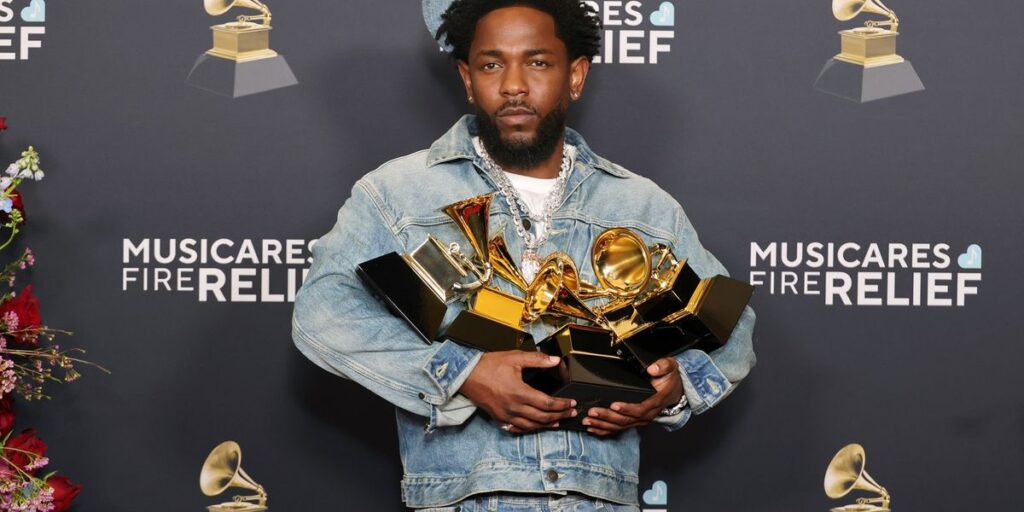 kendrick-lamar-winner-of-record-of-the-year-best-rap-performance-best-rap-song-best-music-video-and-song-of-the-year-for-no.jpg