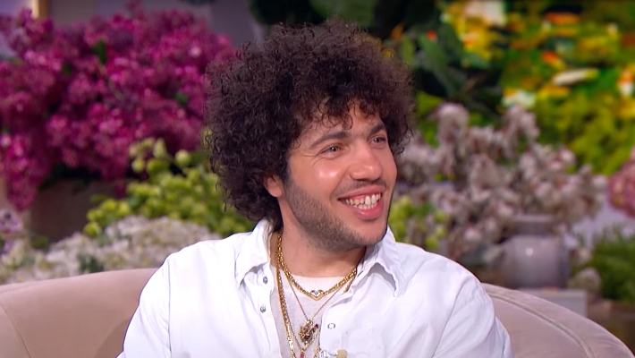 Benny-Blanco-The-Jennifer-Hudson-Show-Screenshot-2025-1-710x400-1.jpg