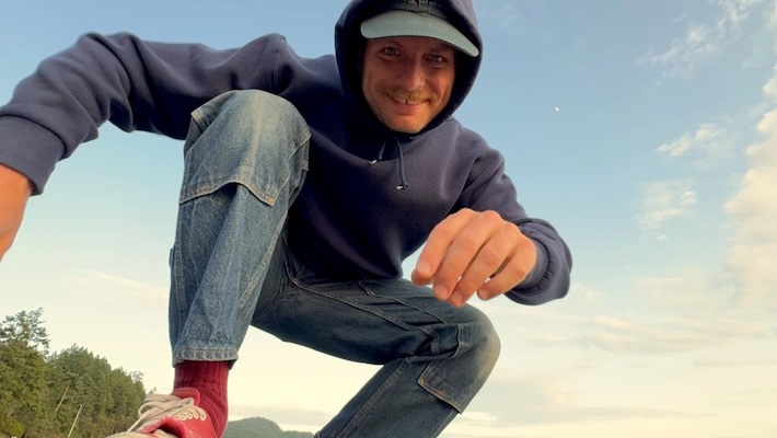 Mac-DeMarco-2025-grid.jpg