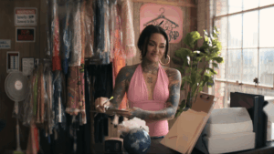 kehlani-folded-video.png