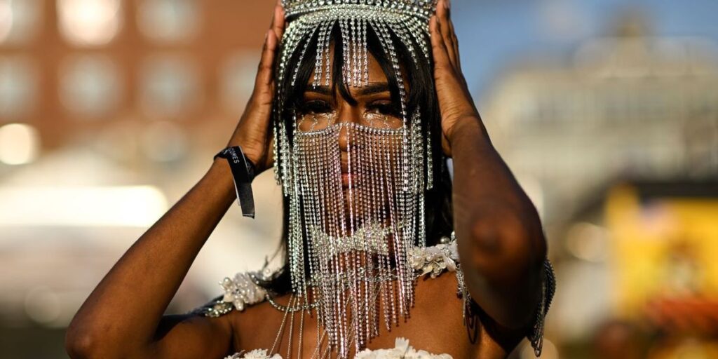 kristen-is-seen-wearing-a-custom-made-silver-jewel-crown-head-piece-during-the-2023-afropunk-festival-at-greenpoint-terminal-on.jpg