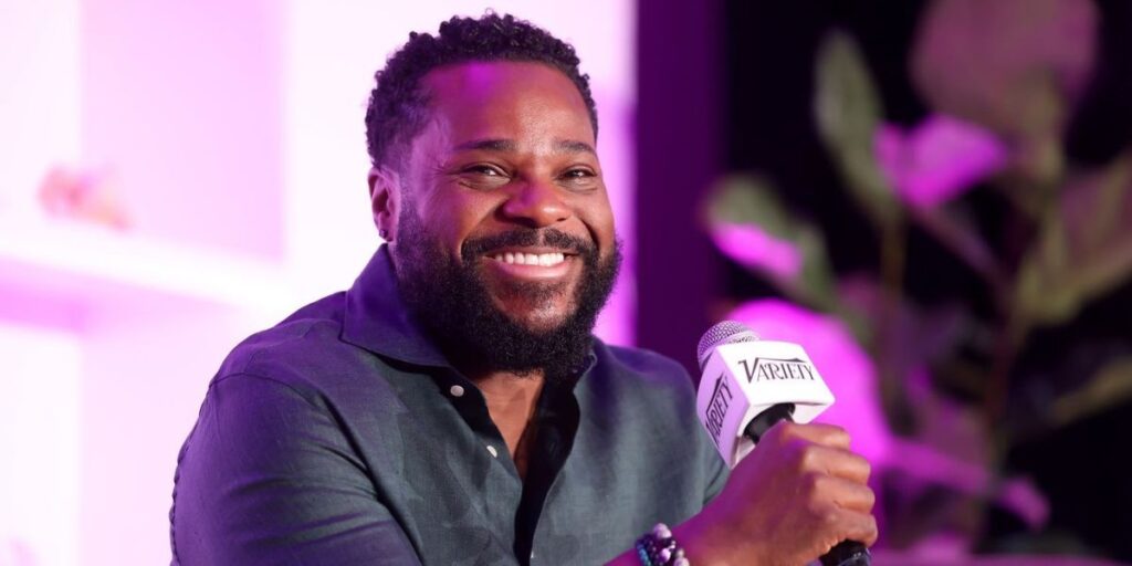 malcolm-jamal-warner-speaks-onstage-during-variety-s-tv-fyc-fest-on-june-07-2023-in-los-angeles-california.jpg