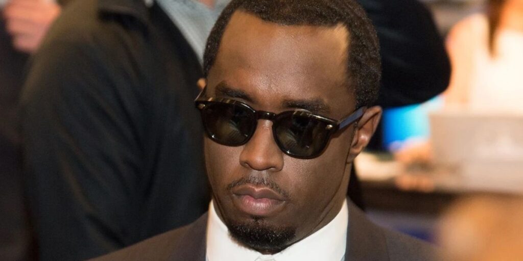 musical-artist-sean-diddy-combs-and-ciroc-ring-the-nyse-closing-bell-at-new-york-stock-exchange-on-august-30-2016-in-new-york.jpg