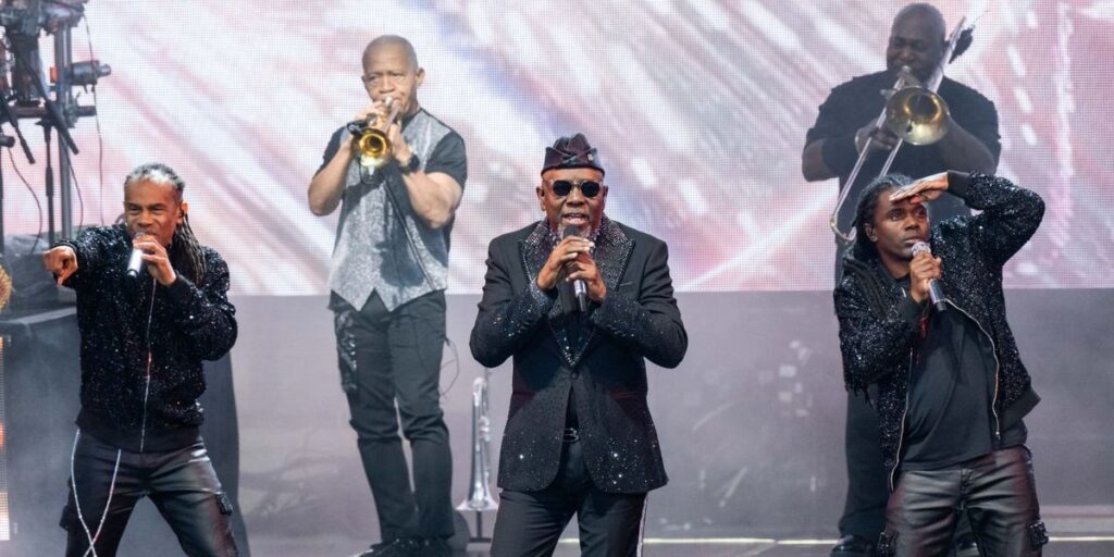 b-david-whitworth-philip-bailey-and-philip-bailey-jr-of-earth-wind-fire-perform-onstage-at-the-greek-theatre-on-june-27.jpg