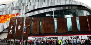 beyonce-fans-also-known-as-the-beyhive-queue-in-the-rain-for-entry-at-tottenham-hotspur-stadium-ahead-of-her-second-performa.jpg